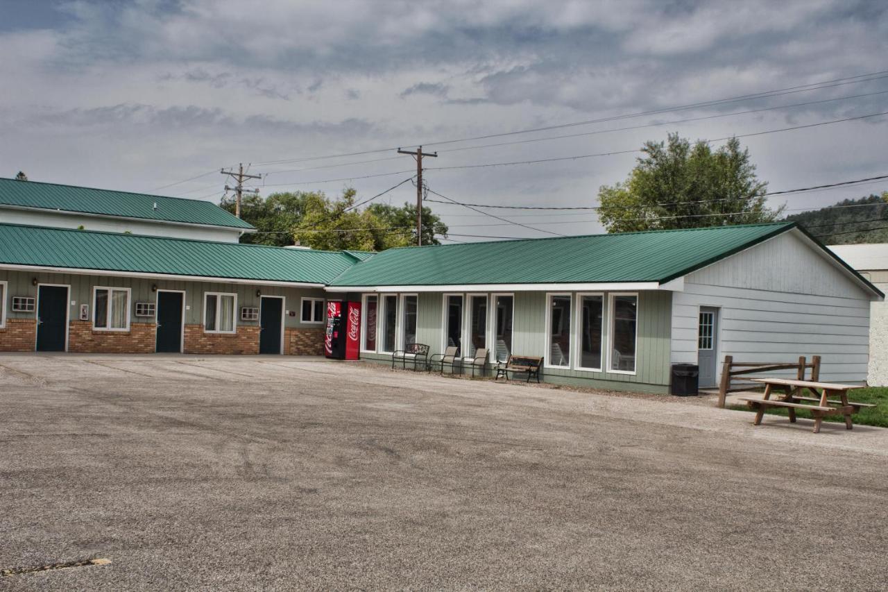 Deer Lodge Motel 圣丹斯 外观 照片