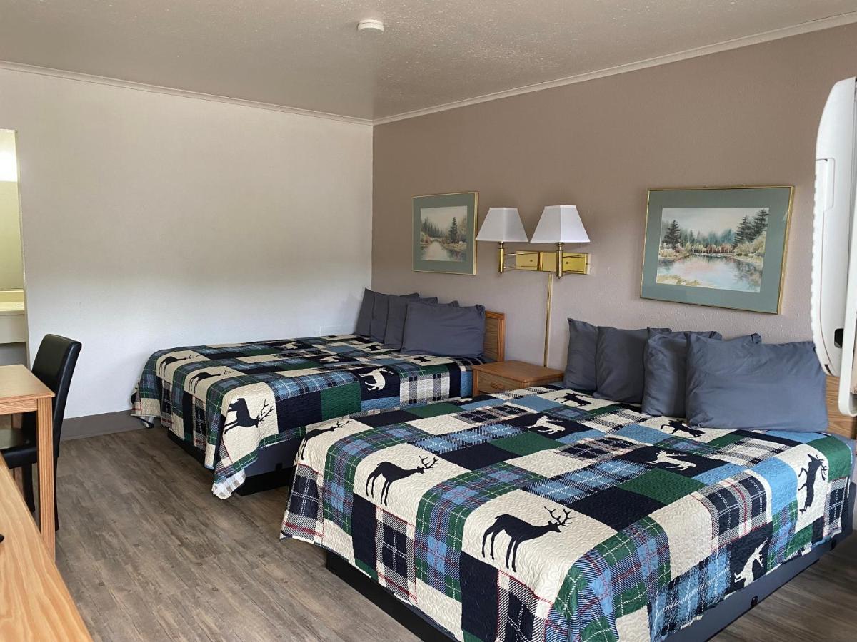 Deer Lodge Motel 圣丹斯 外观 照片